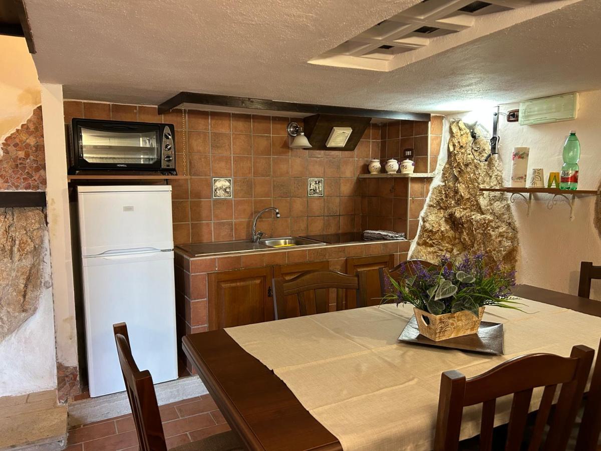 Apartament Roccia Dambra Cori Zewnętrze zdjęcie